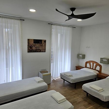 Hostal Miralva มาดริด ภายนอก รูปภาพ