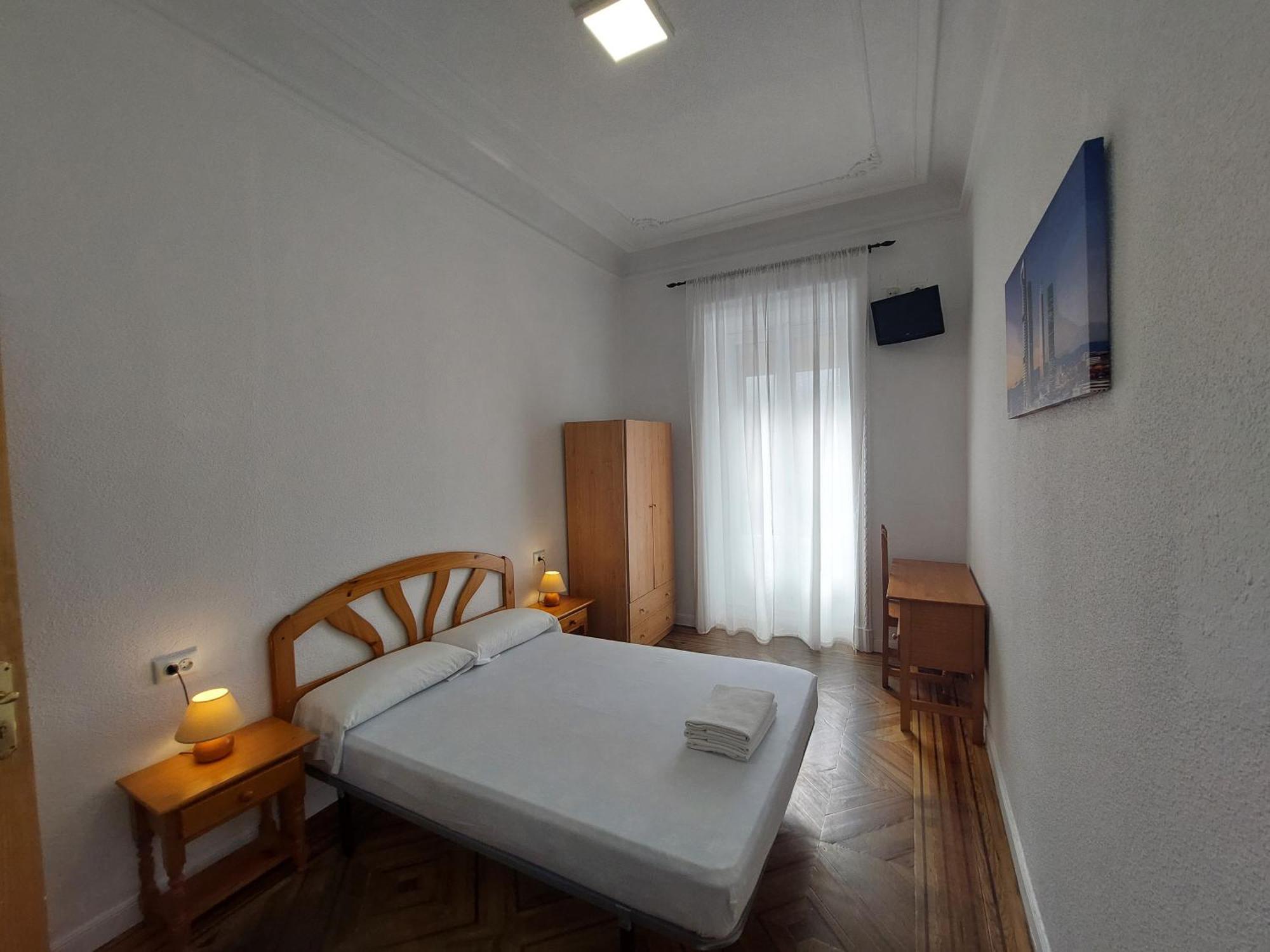 Hostal Miralva มาดริด ภายนอก รูปภาพ